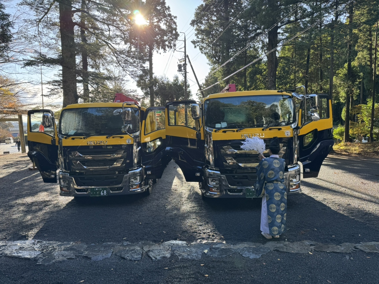 新車の大型ユニック車二台が納車！
