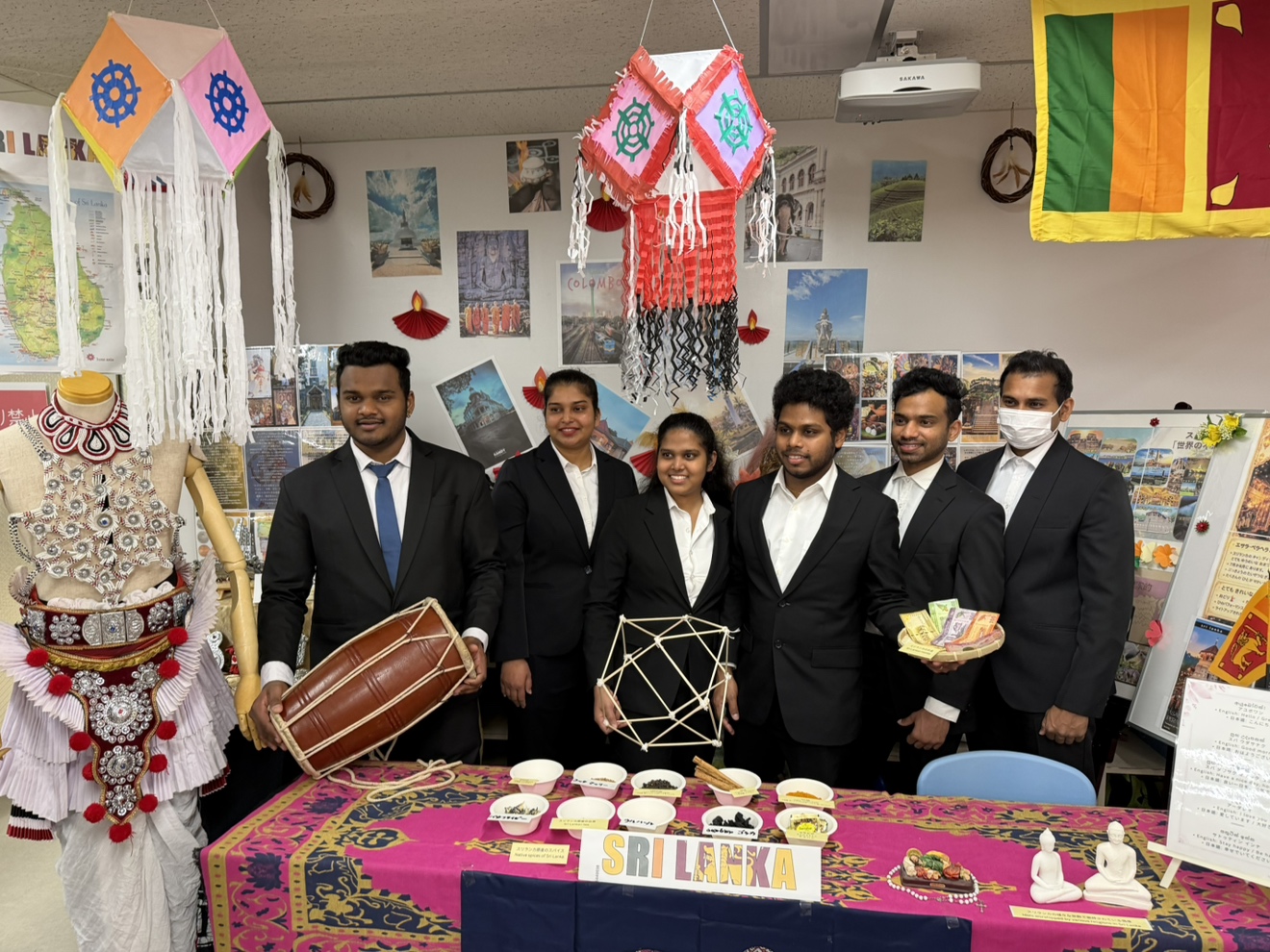 東北電子専門学校で開催された卒業制作展に参加しました