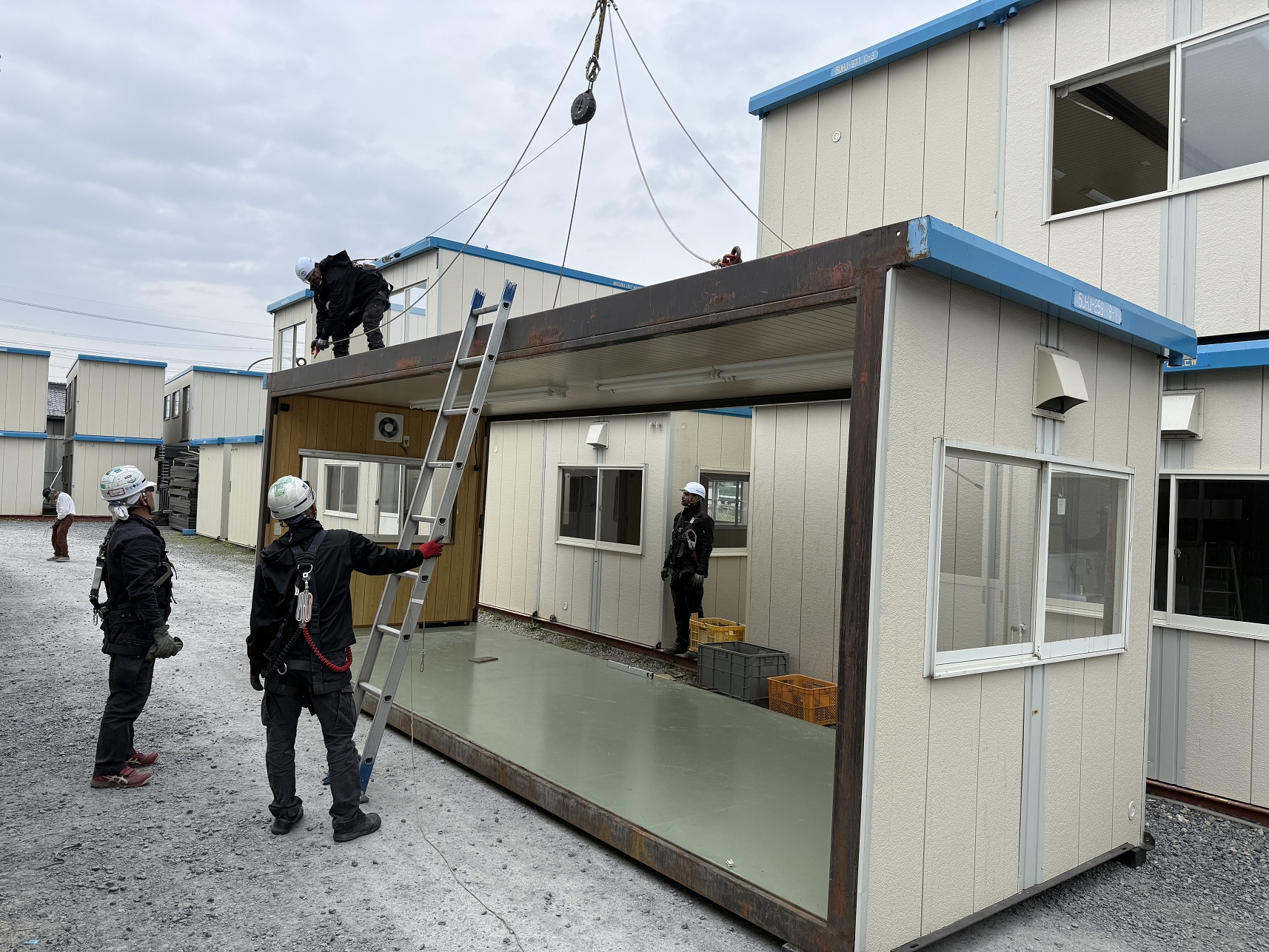 インド人特定技能社員のハウス設置技能講習を行いました