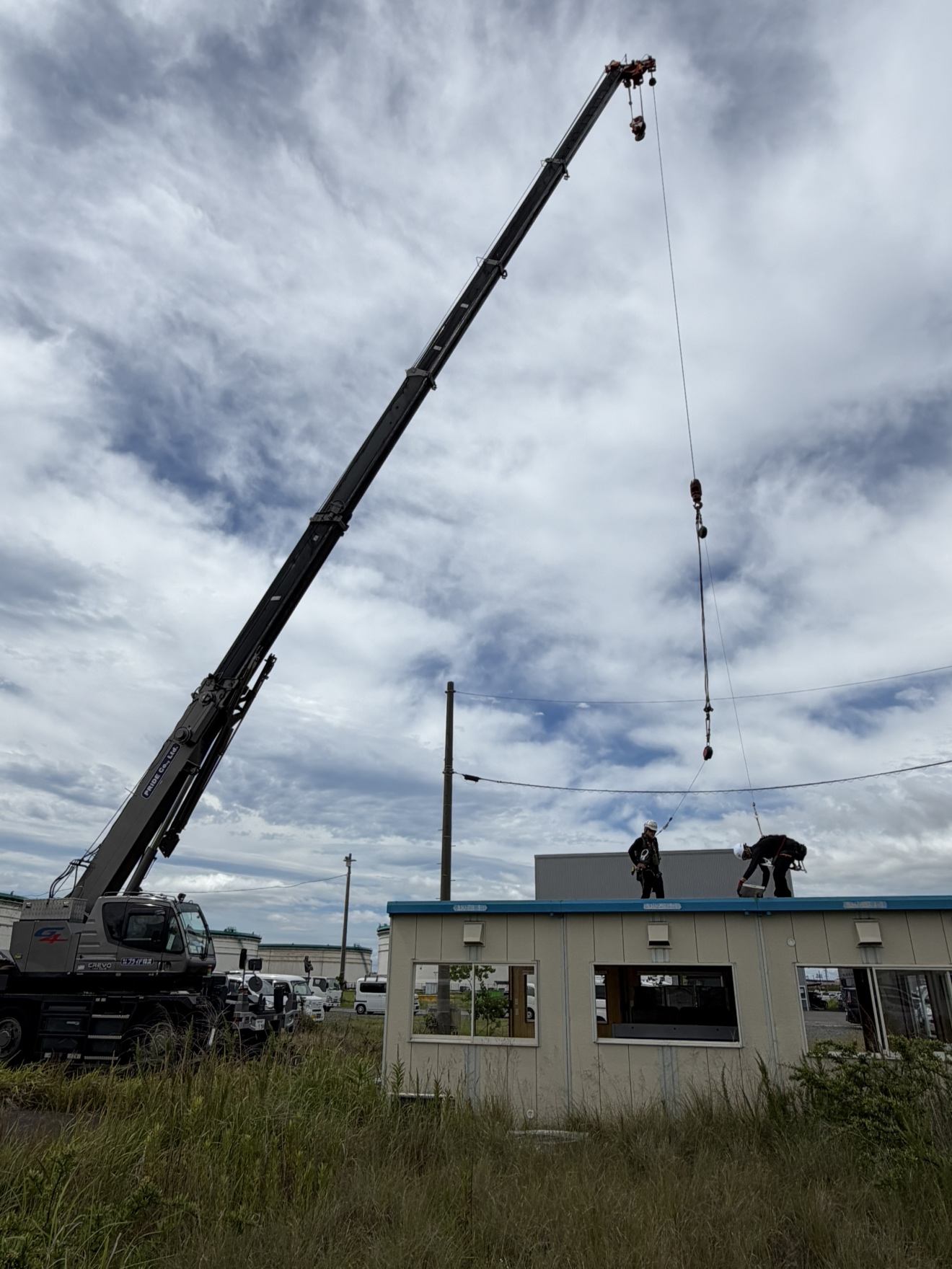 総合技術職の方たちの作業風景