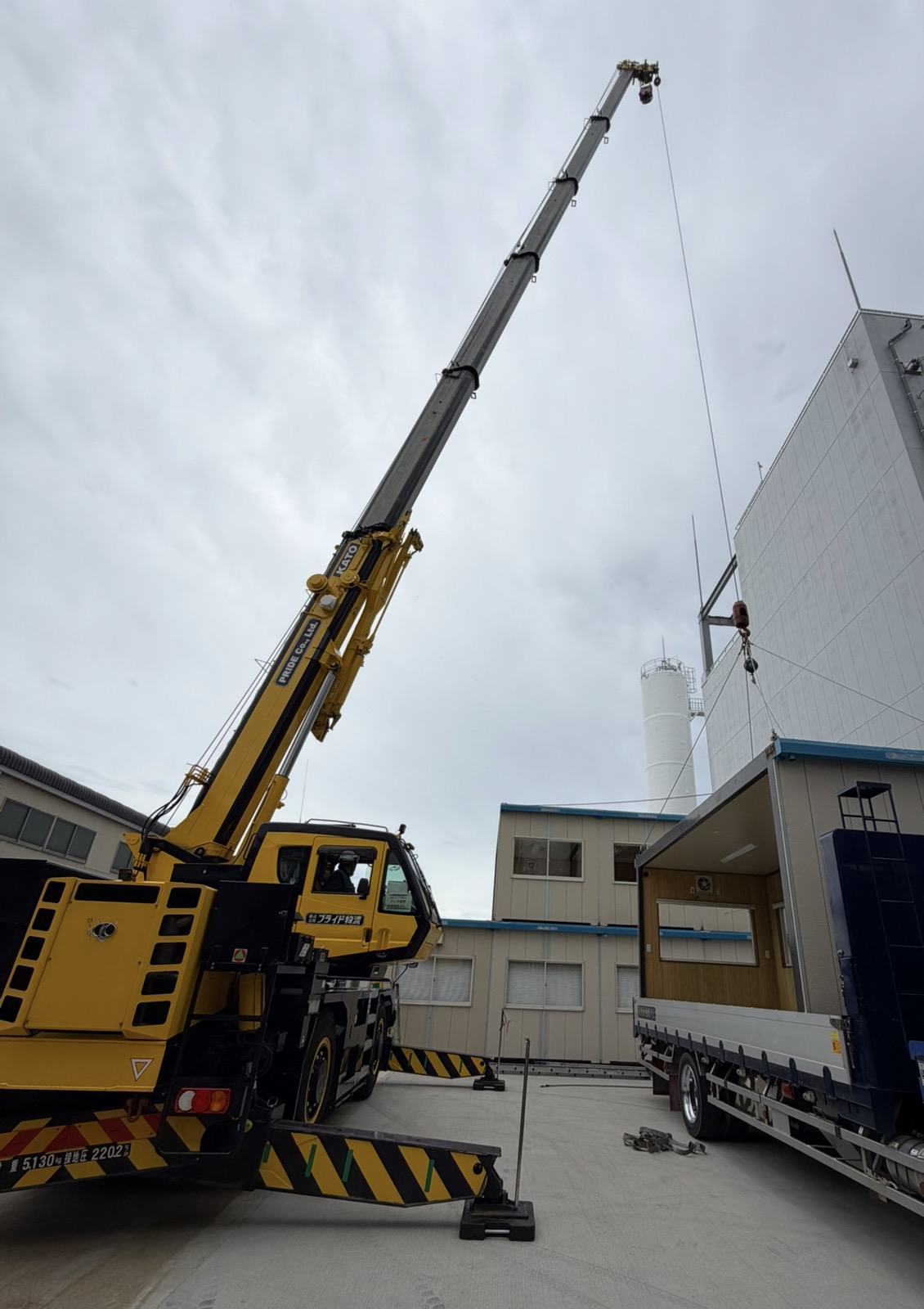 総合技術職の方たちの作業風景