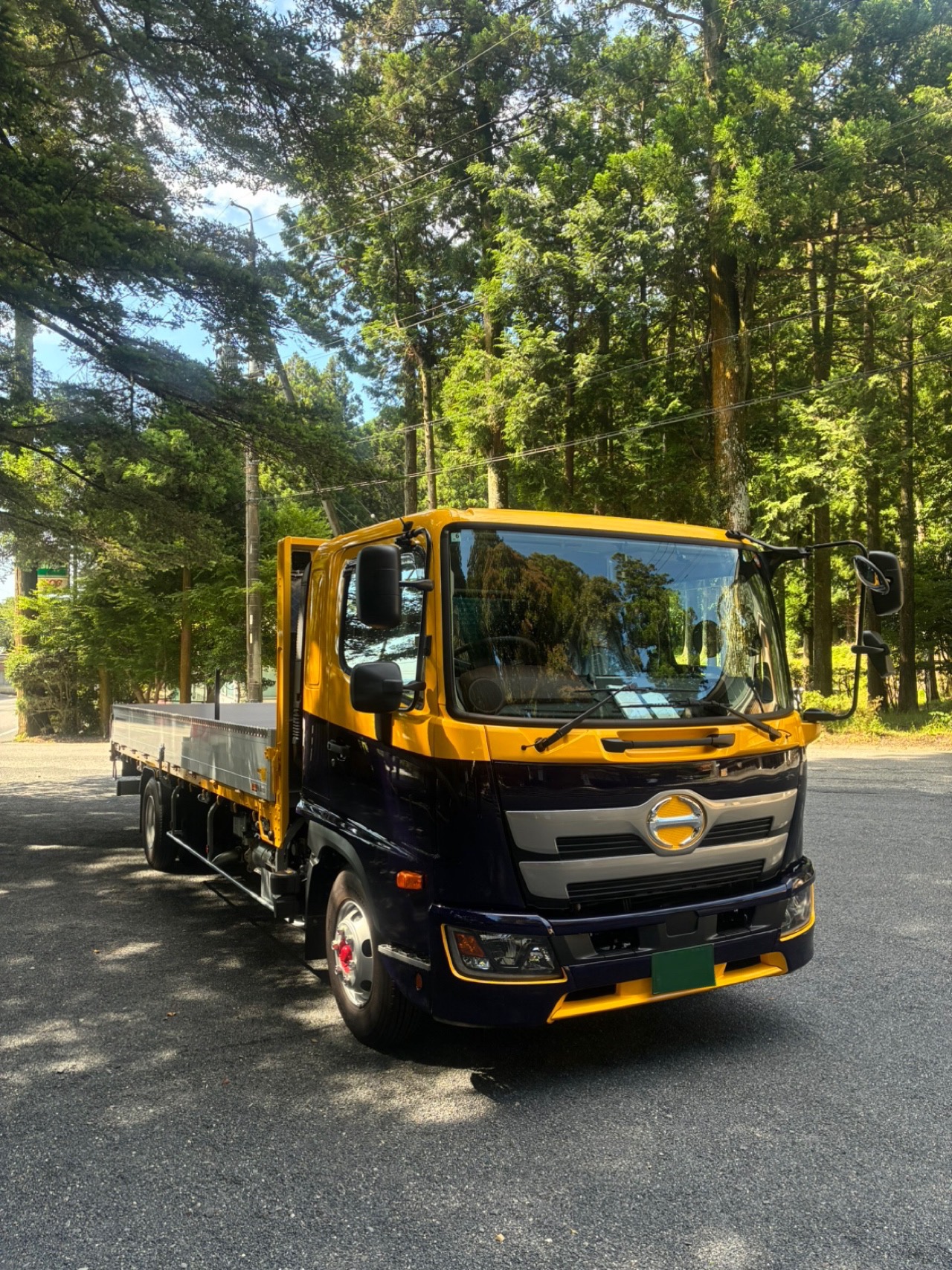 新車の4t平車が納車されました！