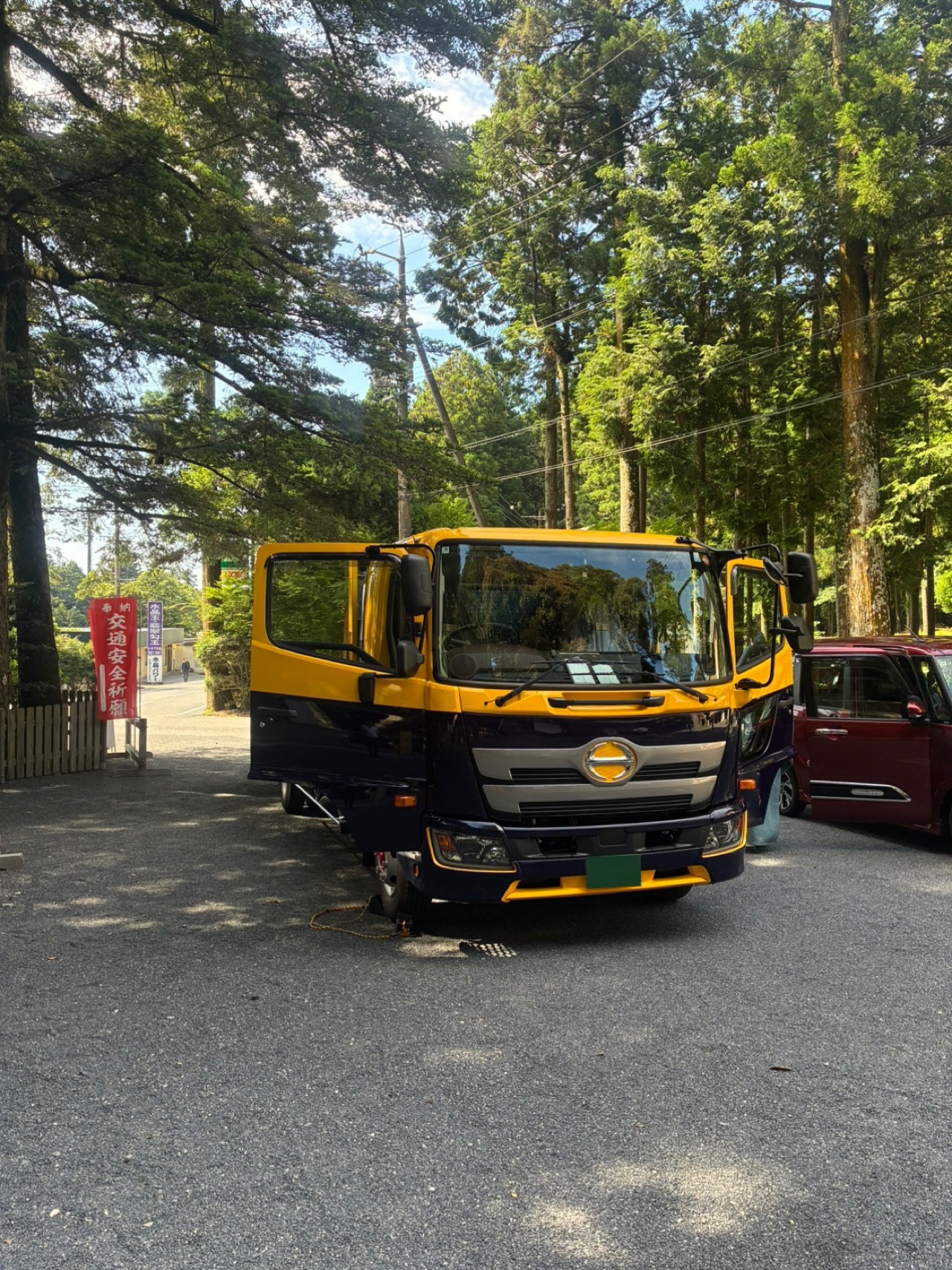 新車の4t平車が納車されました！